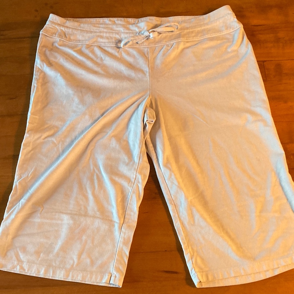 Mix & Co. ladies comfy capris